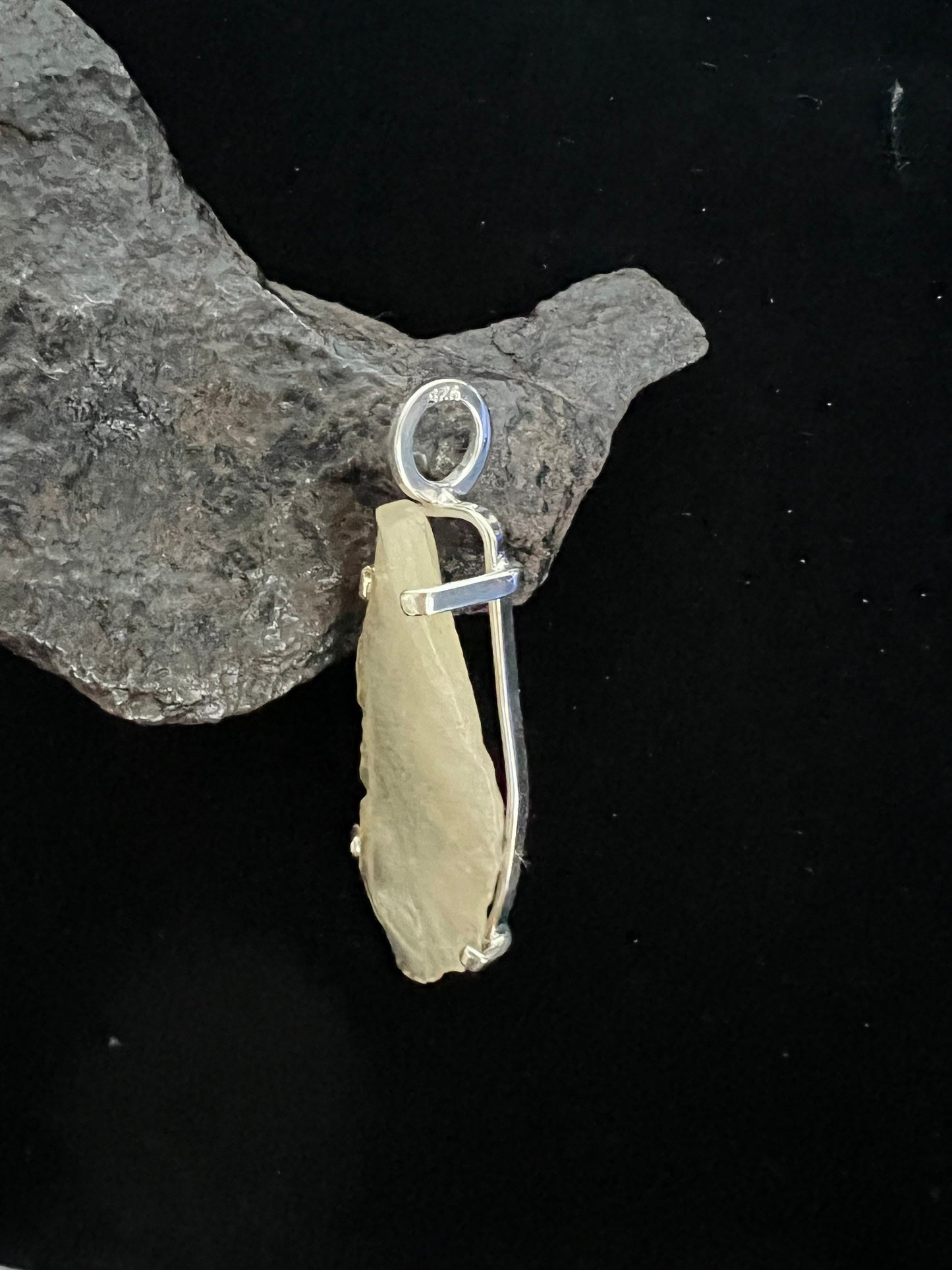 Libyan desert glass- Tektite- amulet