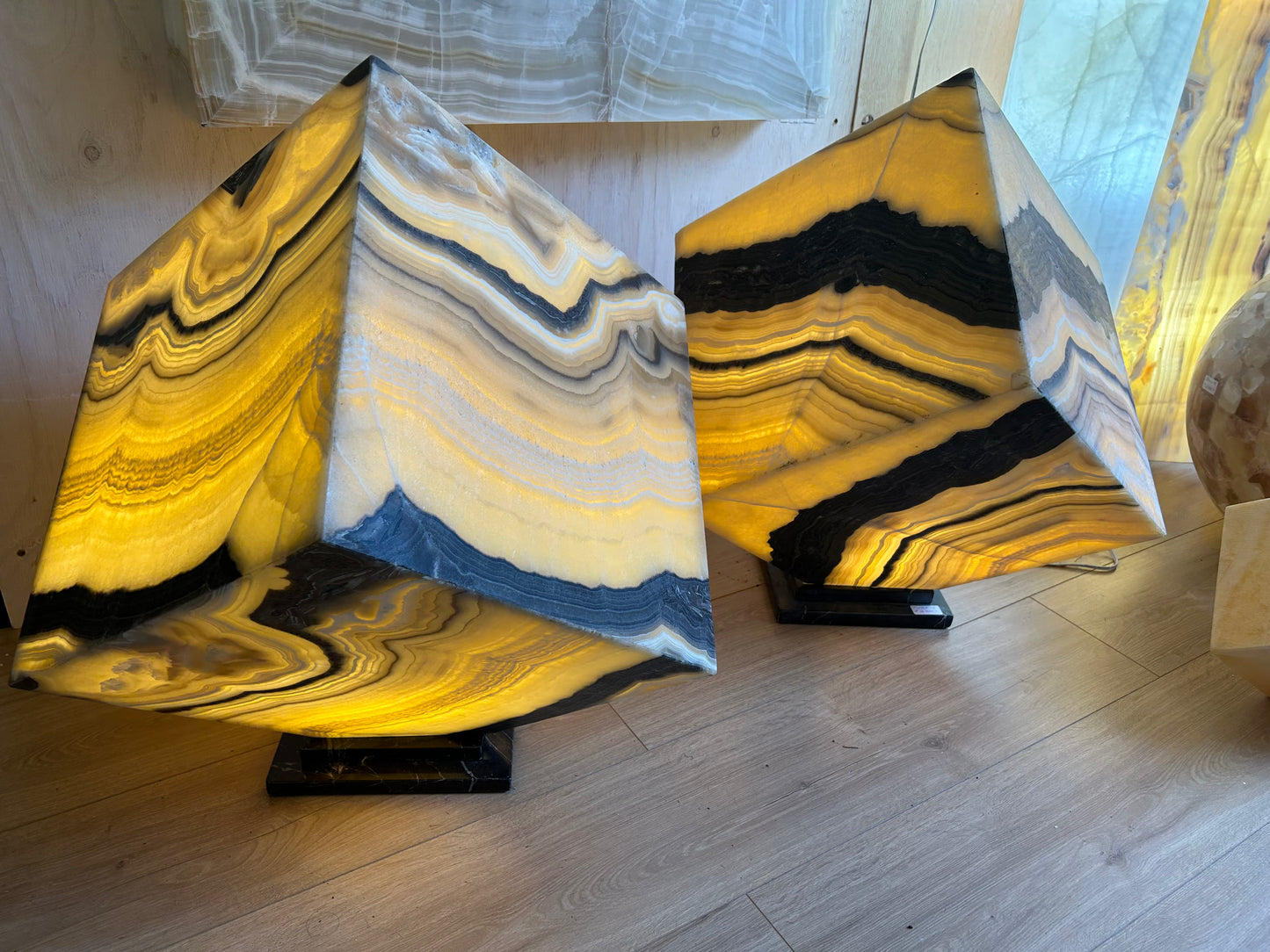 Paid of Cubic Onyx Luminaries