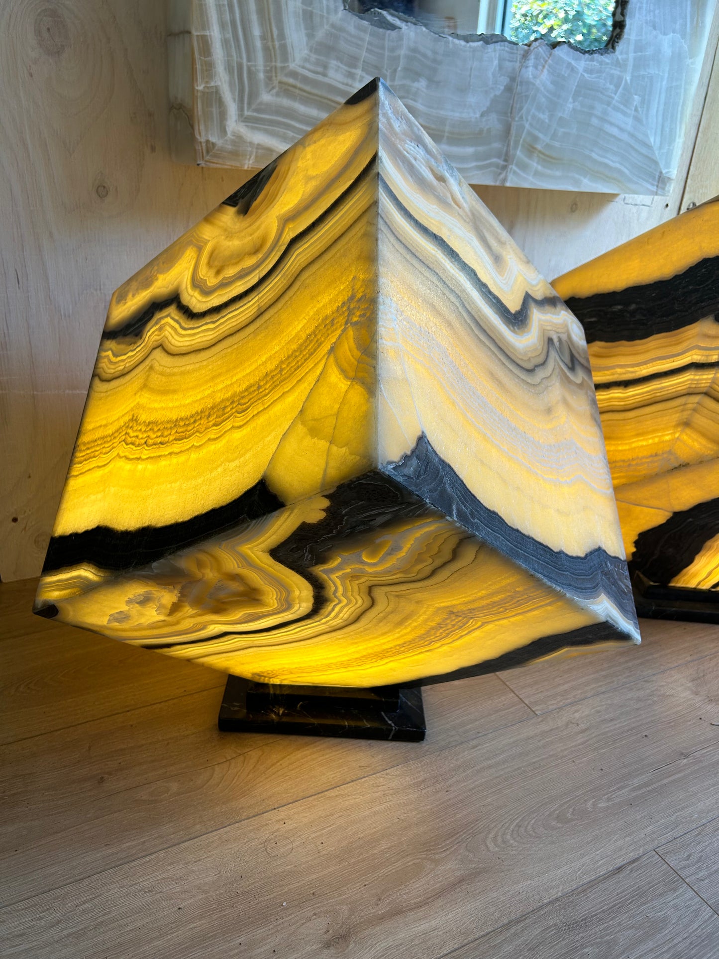 Paid of Cubic Onyx Luminaries