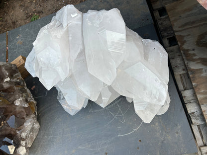 Large Quartz Cluster