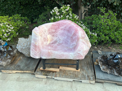 Rose Quarts Love Seat